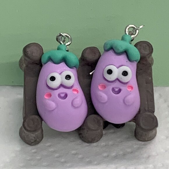 Eggplant Earring, Funny Food Earring, Food Jewelry, Gift Idea, Vegetable Earring - Picture 3 of 5
